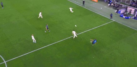 1775433668412049745.gif